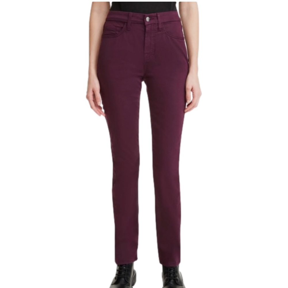 JEN7 by 7 For All Mankind Sateen Slim Straight Leg Jeans in Pomegranate Size 2